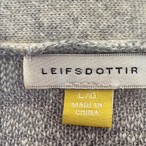 Leifsdottir Gray Floral Cardigan - Picture 7 of 9